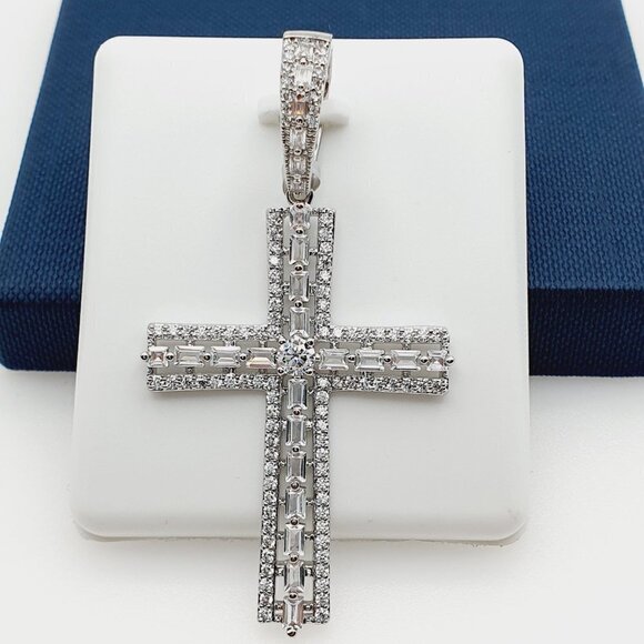 "925 Sterling Silver Plated CZ Pendant, INUS1BR190 - Picture 10 of 10